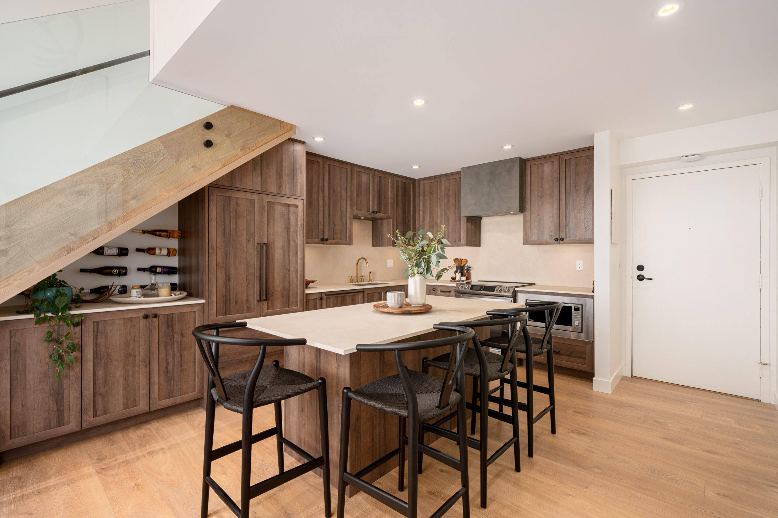 Cornwall Ave - 2410 (309) - Jordan Macnab - 10
