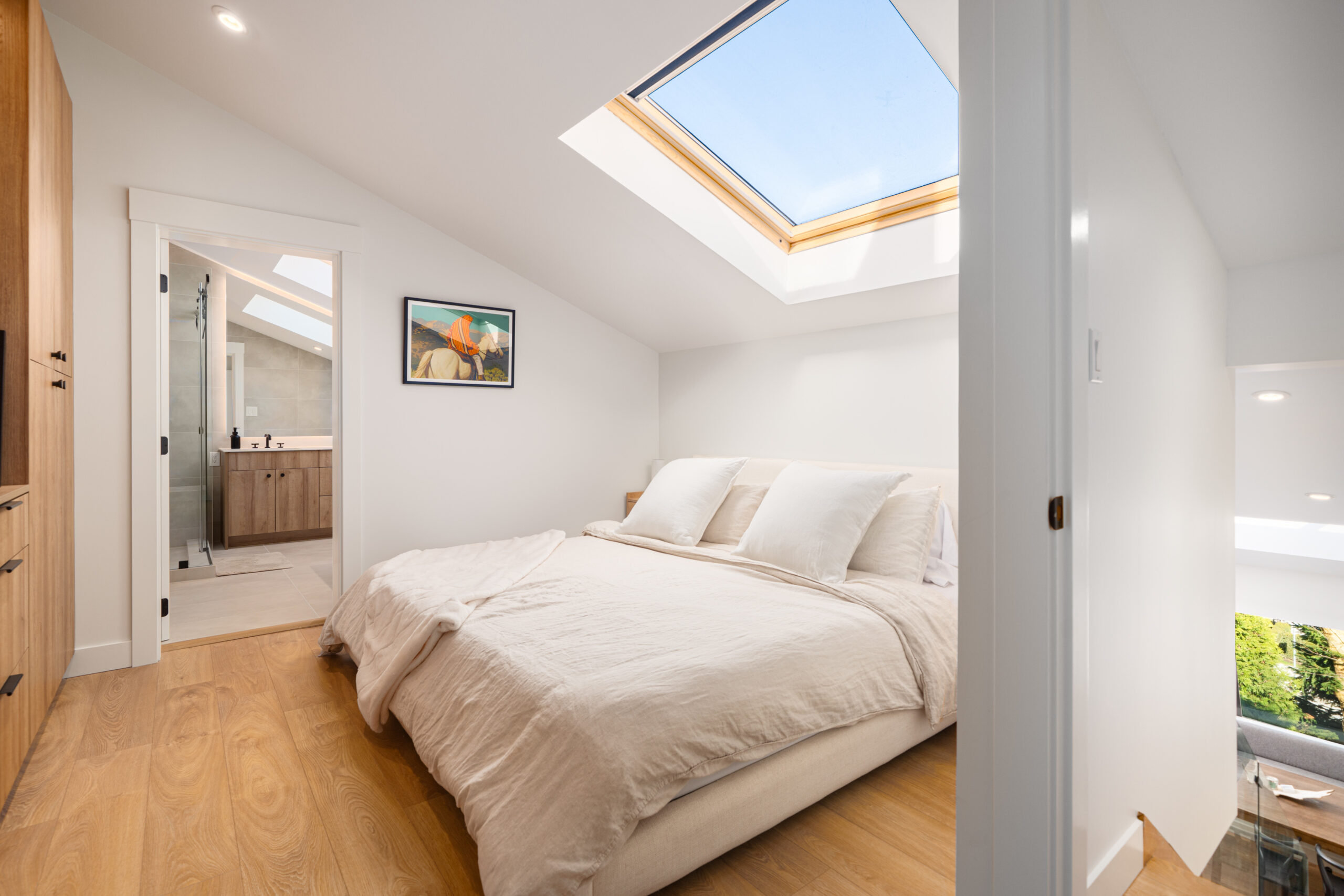Cornwall Ave - 2410 (309) - Jordan Macnab - 16