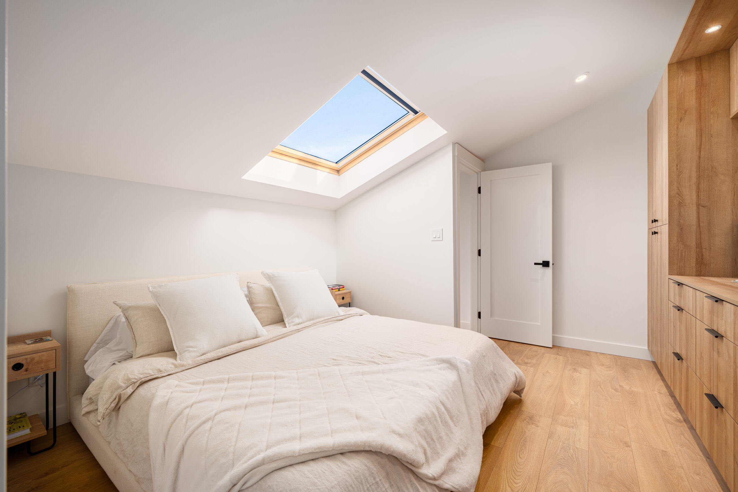 Cornwall Ave - 2410 (309) - Jordan Macnab - 18
