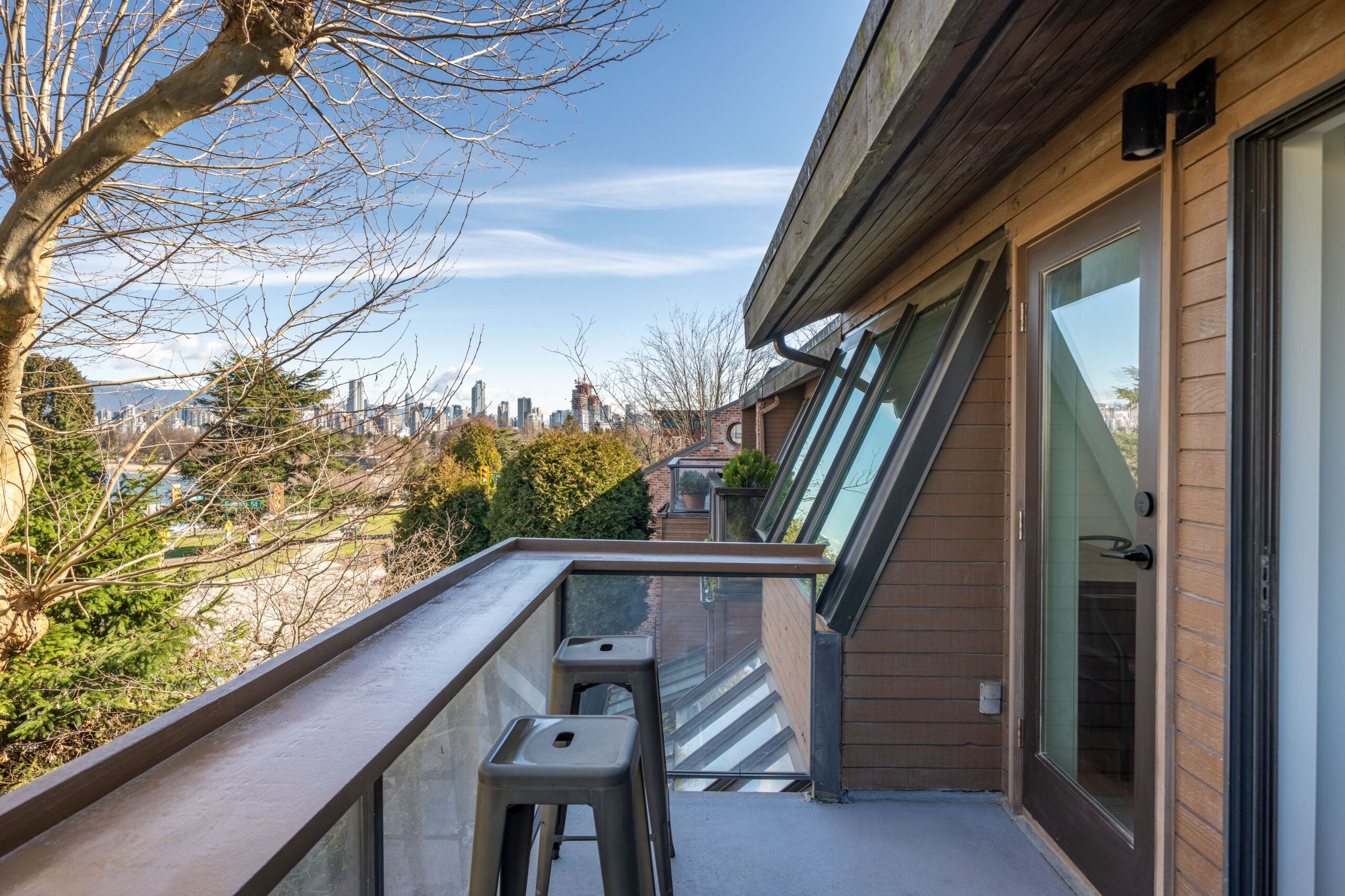 Cornwall Ave - 2410 (309) - Jordan Macnab - 27