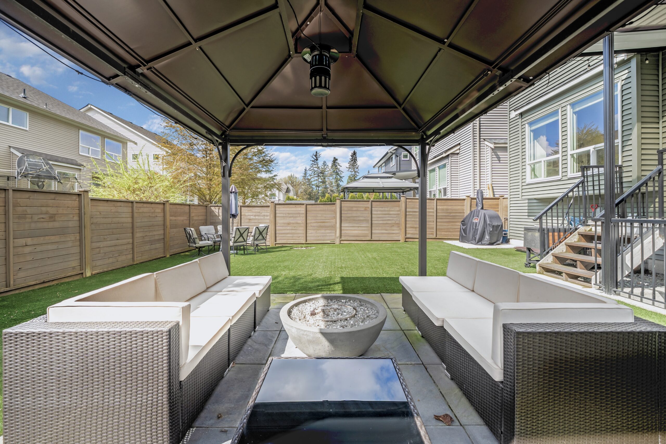 127B Ave - 24064 (Maple Ridge) - Russ Macnab - 40
