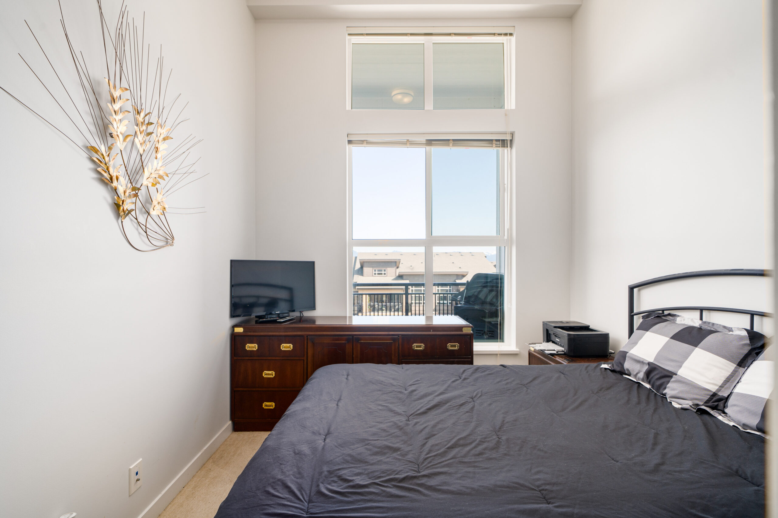 207th St - 8150 (B611) (Langley) - Russ Macnab - 14