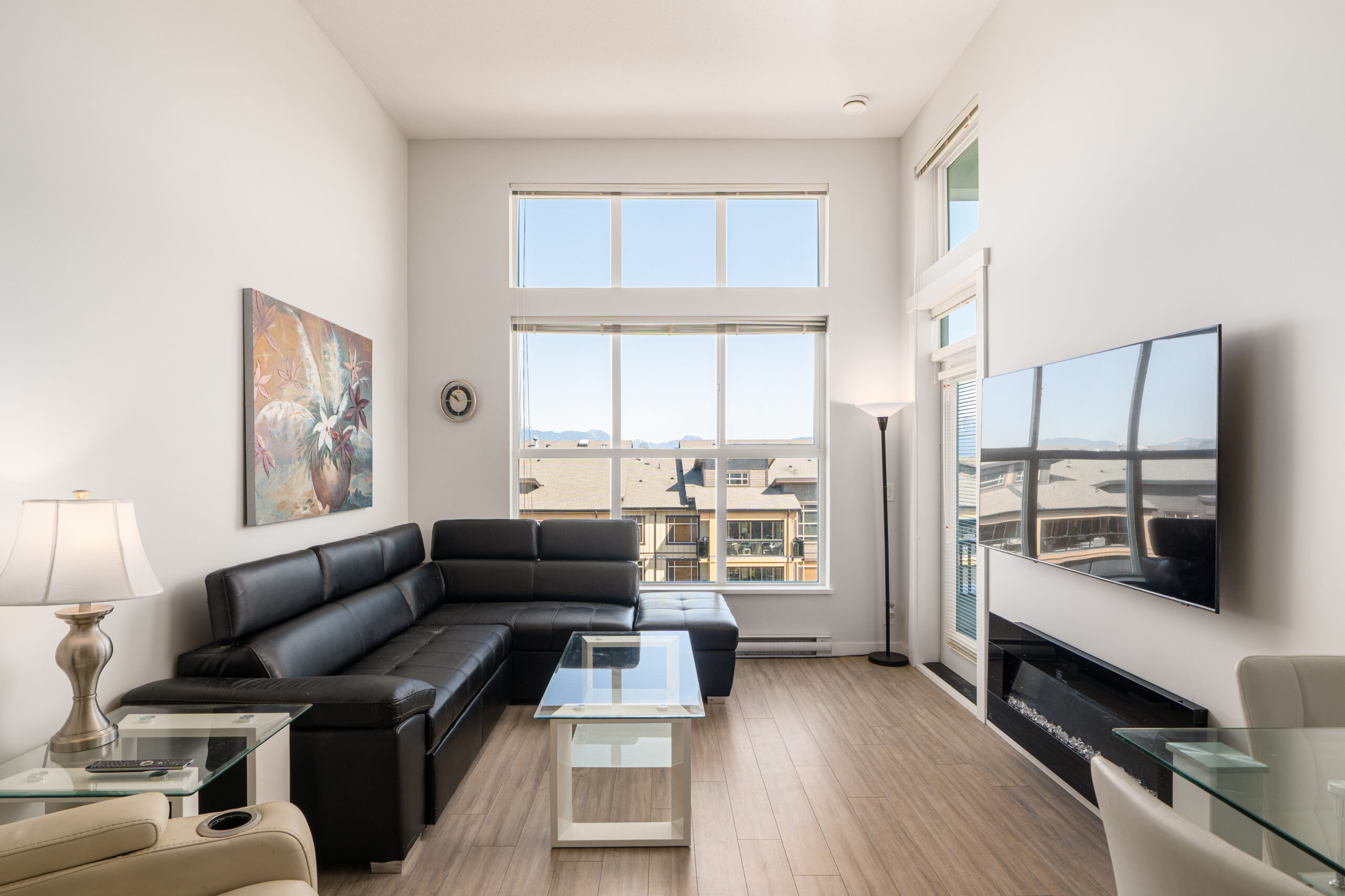 207th St - 8150 (B611) (Langley) - Russ Macnab - 7