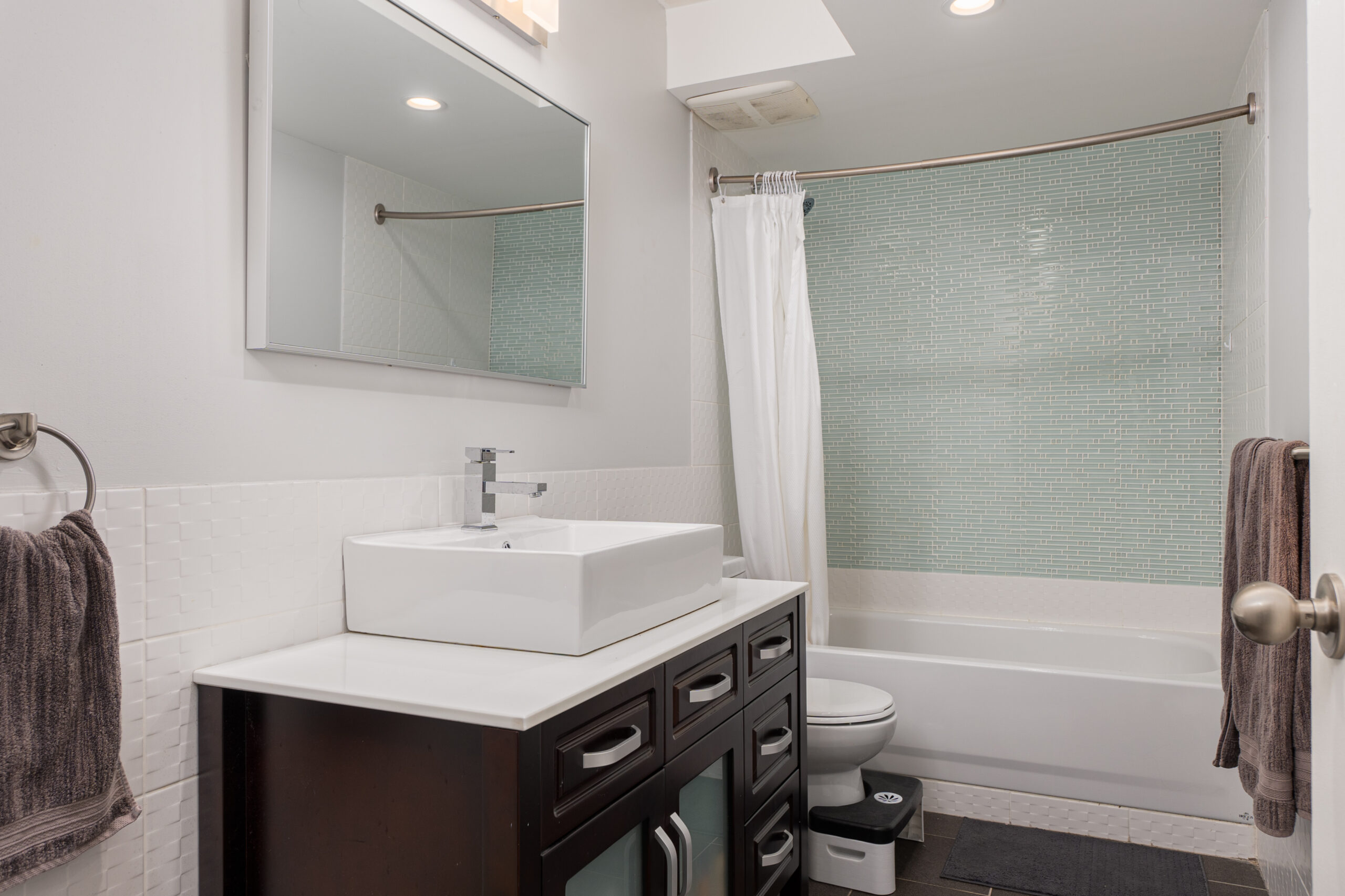 240 St - 13451 (Maple Ridge) - Duke Grimbeek-25