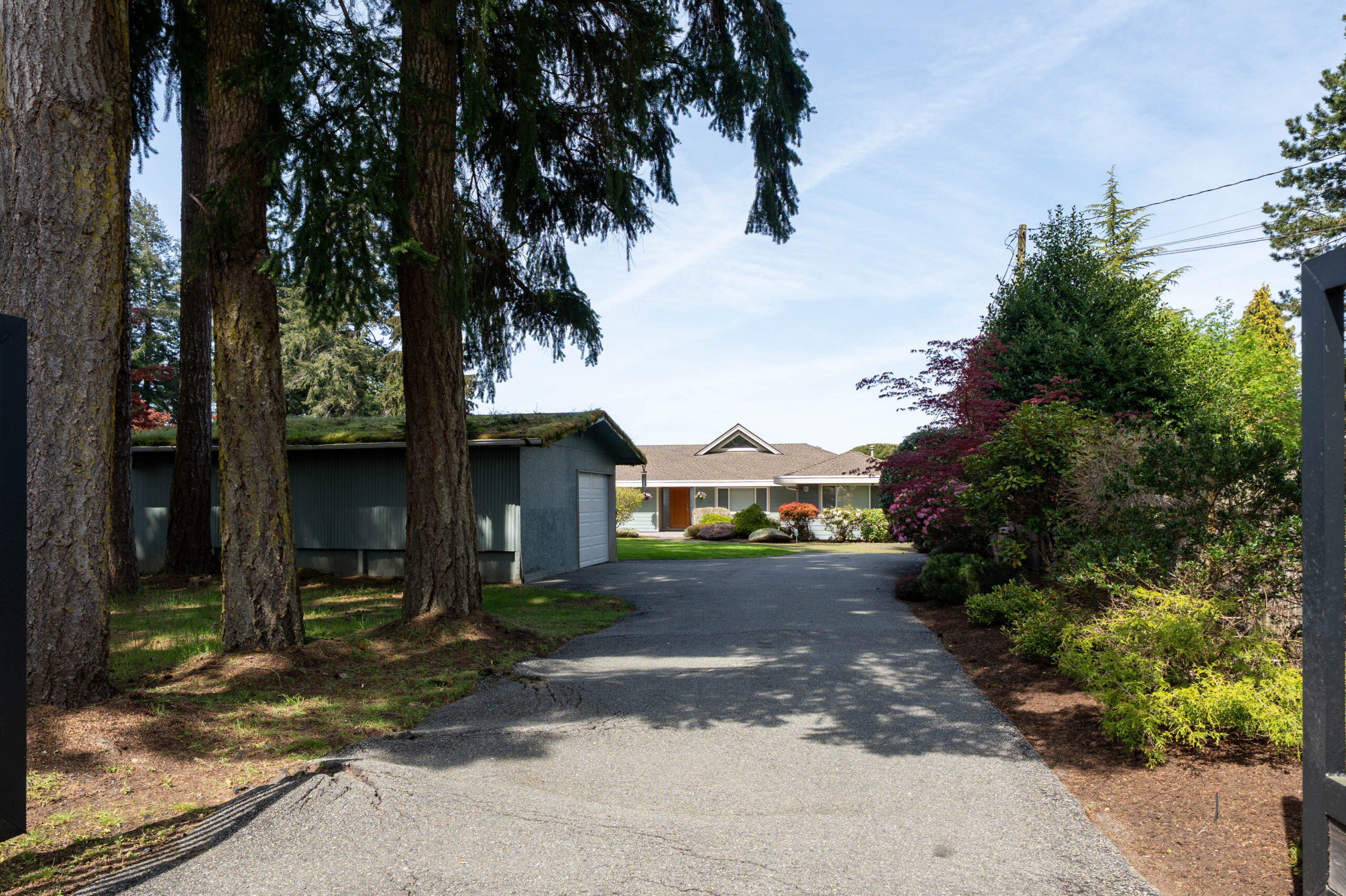 Crescent Rd W - 457 (Qualicum Beach) - Jordan Macnab - 1