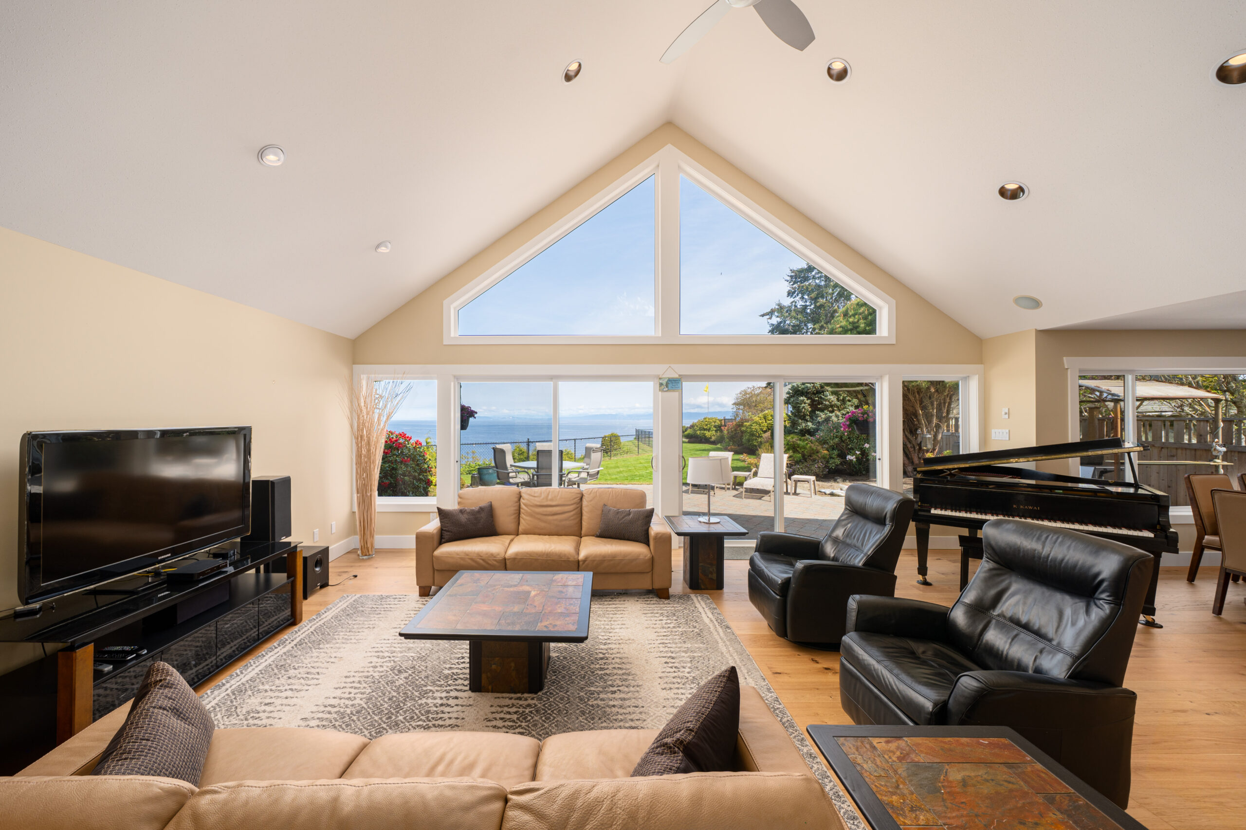 Crescent Rd W - 457 (Qualicum Beach) - Jordan Macnab - 6