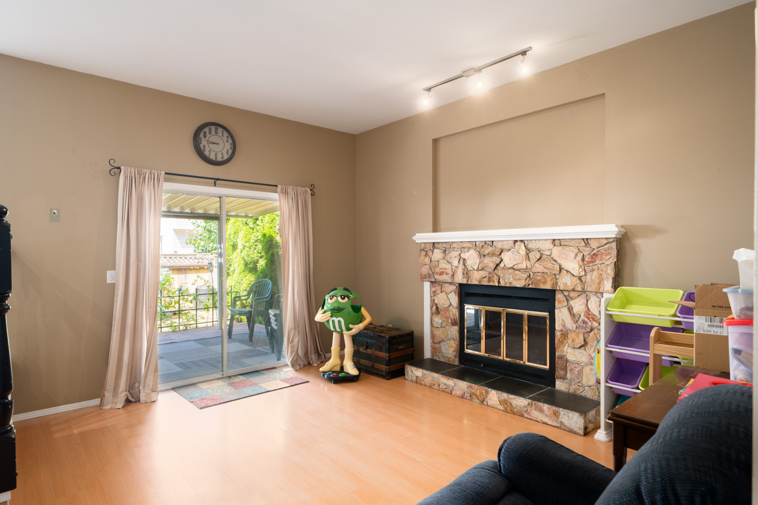 209 St - 9477 (Langley) - Carly Monrad - 14
