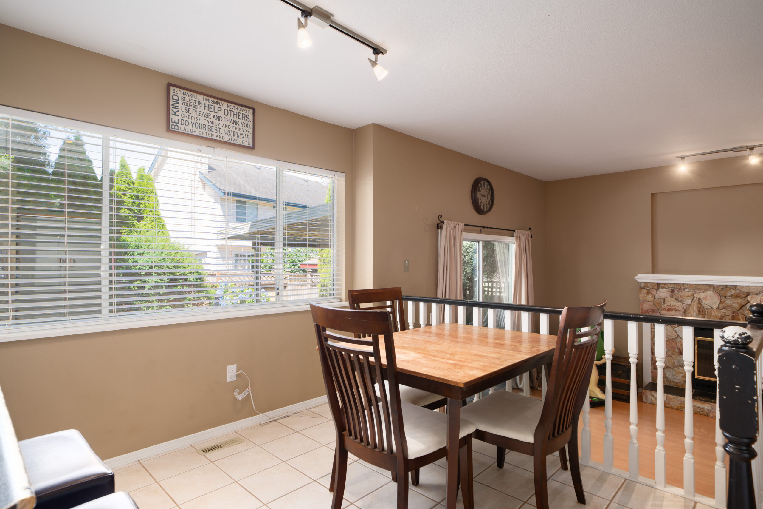 209 St - 9477 (Langley) - Carly Monrad - 16