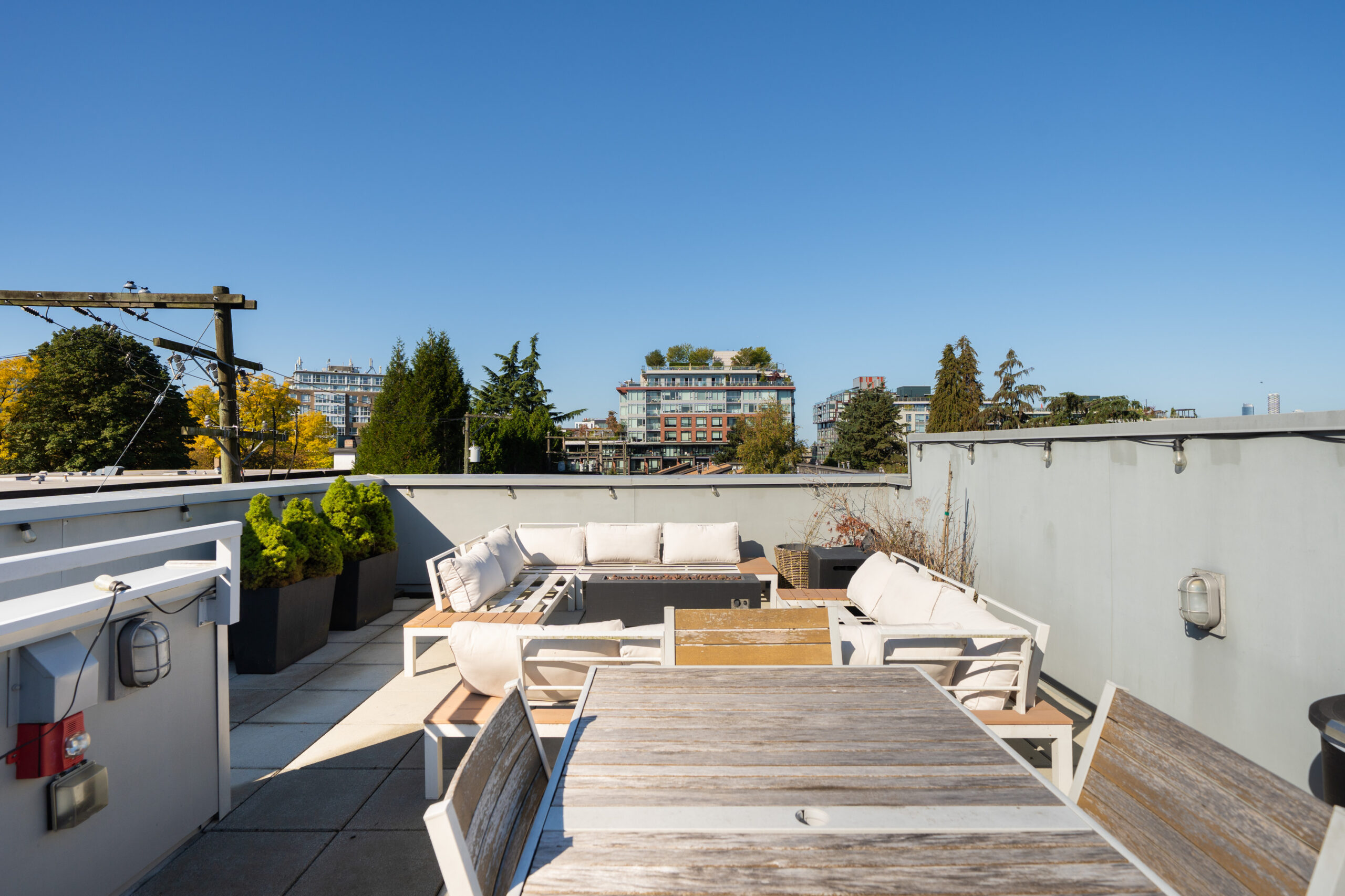 Brunswick St - 2337 (Vancouver) - Jordan Macnab - 25
