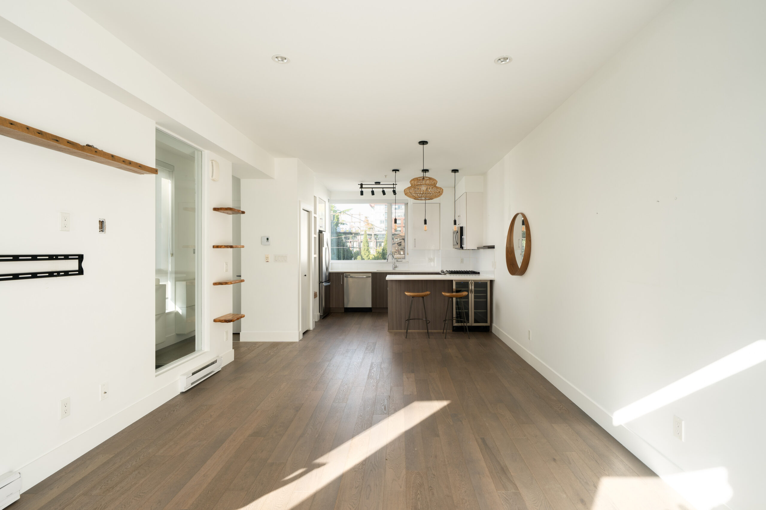 Brunswick St - 2337 (Vancouver) - Jordan Macnab - 4