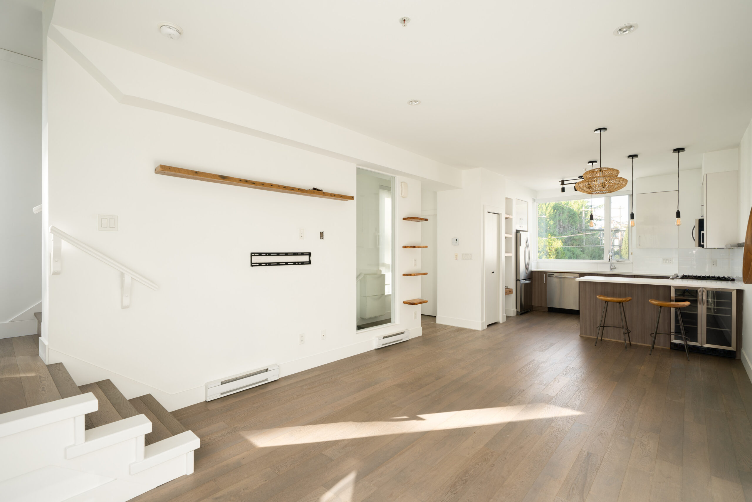 Brunswick St - 2337 (Vancouver) - Jordan Macnab - 5