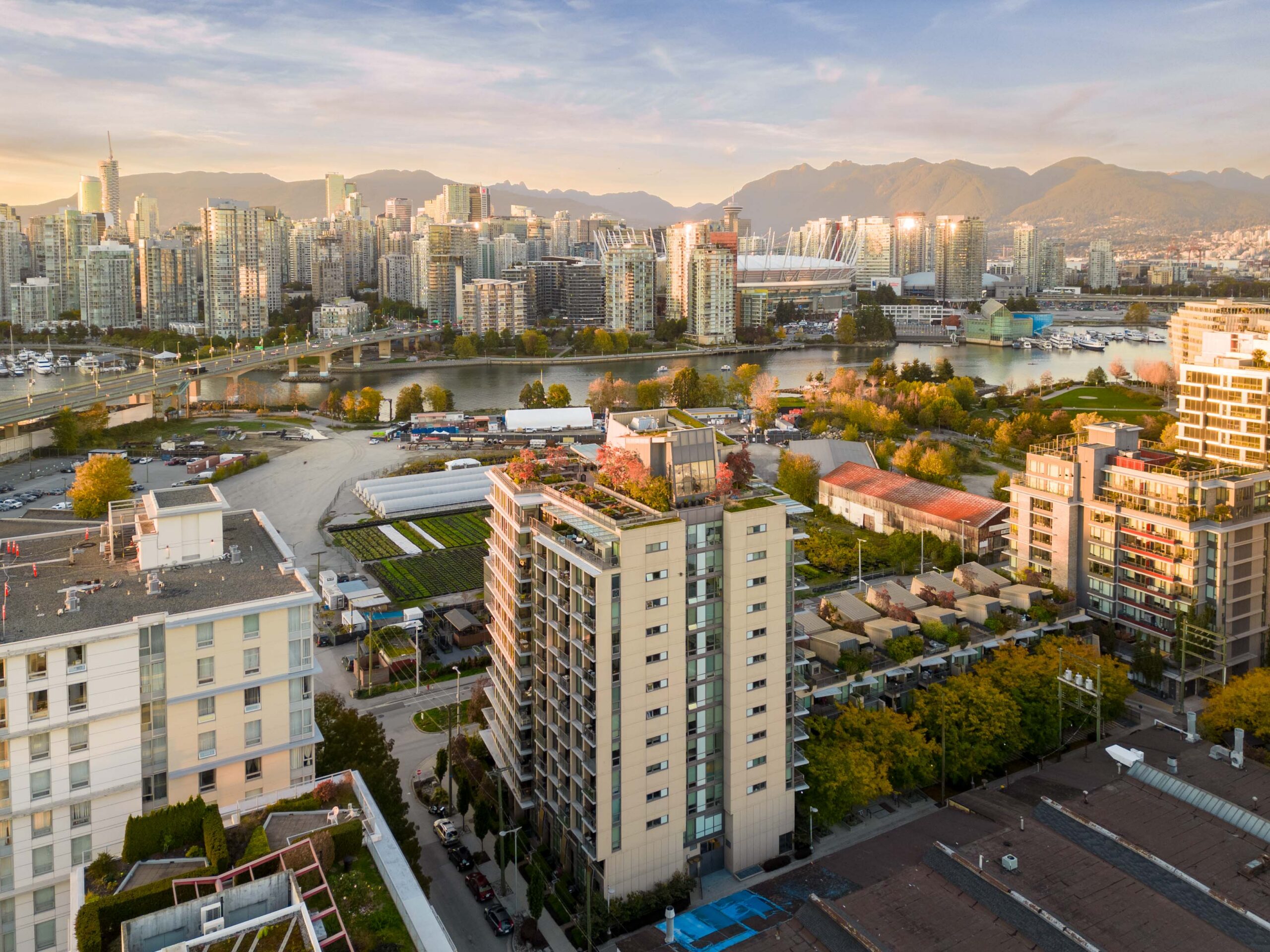 W 1st Ave - 288 (1107) - Craig Johnston - aerial - 2