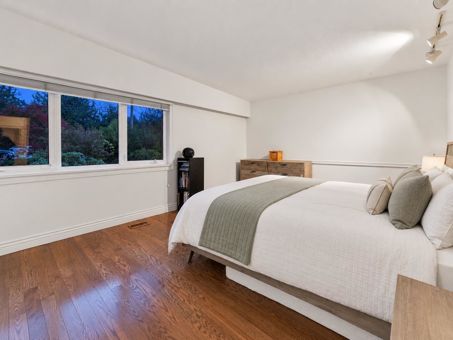 Primary bedroom at 2957 Starlight Way, Ranch Park Coquitlam